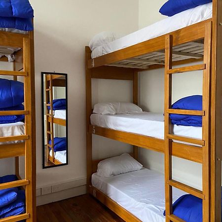 Hostel Miraflores Буэнос-Айрес Экстерьер фото